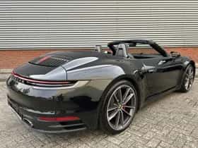 Porsche 911 thumbnail 4