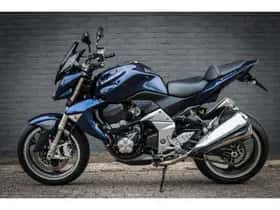 Kawasaki Z1000 thumbnail 2