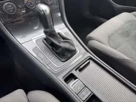 Volkswagen Golf (2018) thumbnail 12