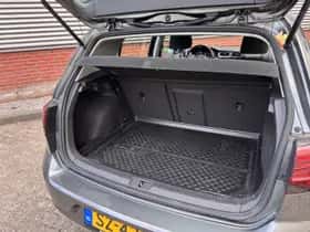 Volkswagen Golf (2018) thumbnail 17