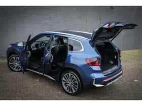 BMW X1 (2022) thumbnail 18