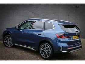 BMW X1 (2022) thumbnail 3