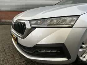 Škoda Octavia (2021) thumbnail 17