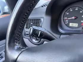 Volkswagen Golf (2000) thumbnail 8