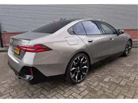 BMW 5-Serie (2024) thumbnail 2
