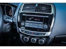 Mitsubishi ASX (2015) thumbnail 5