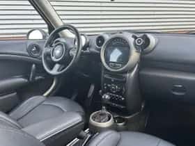 MINI Countryman (2012) thumbnail 4