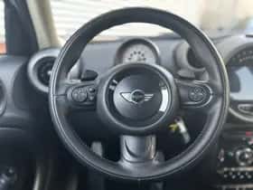 MINI Countryman (2012) thumbnail 7