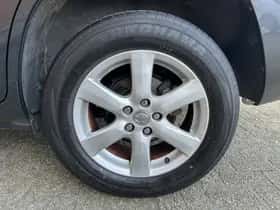 Toyota RAV4 (2009) thumbnail 21