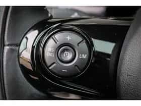 MINI Clubman (2018) thumbnail 21