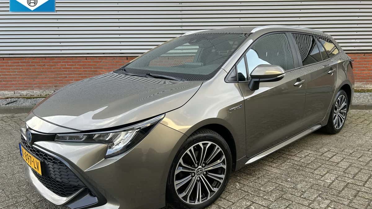 Toyota Corolla (2021) — foto 1