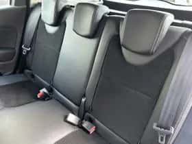 Renault Clio (2018) thumbnail 18