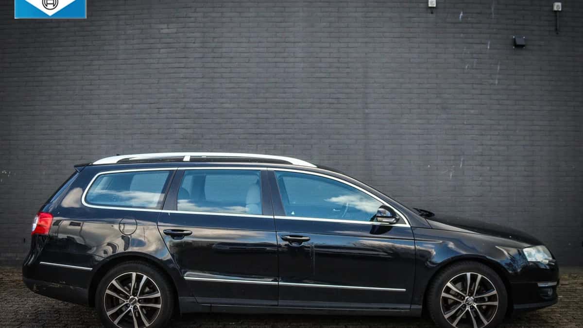 Volkswagen Passat — foto 1