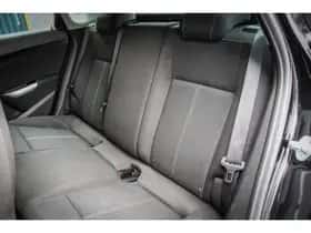 Opel Astra (2010) thumbnail 12