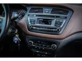 Hyundai i20 (2016) thumbnail 10