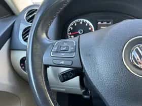 Volkswagen Tiguan (2013) thumbnail 11