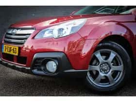 Subaru Outback (2014) thumbnail 4