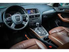 Audi Q5 (2009) thumbnail 3