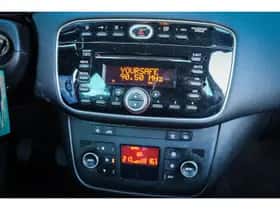 Fiat Punto (2015) thumbnail 5