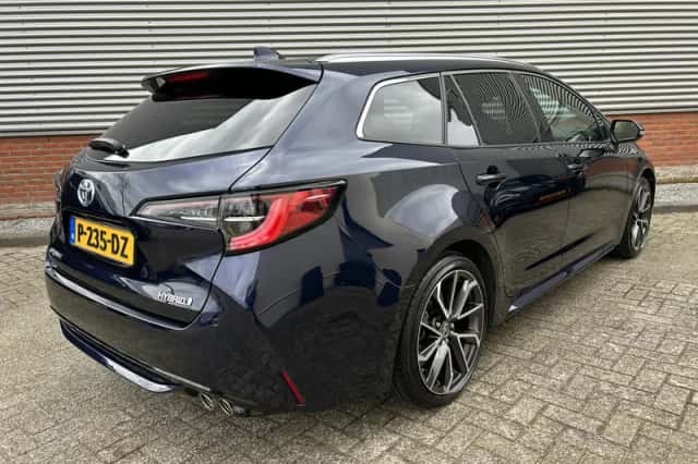 Toyota Corolla (2022) thumbnail 4