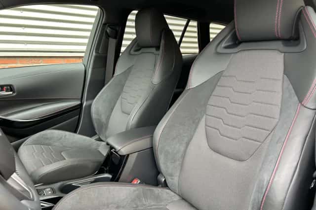 Toyota Corolla (2022) thumbnail 6