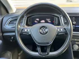 Volkswagen T-Roc (2018) thumbnail 10