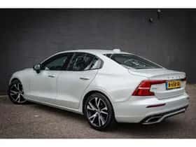Volvo S60 (2021) thumbnail 3