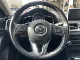 Mazda 3 (2016) thumbnail 12