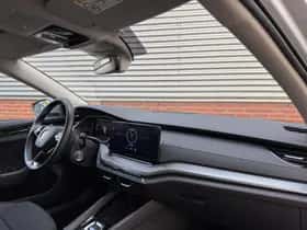 Škoda Octavia (2023) thumbnail 3
