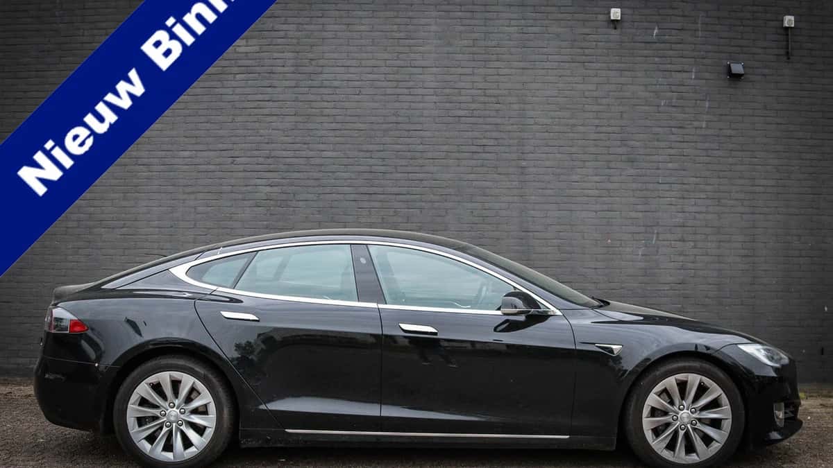 Tesla Model S (2017) — foto 1