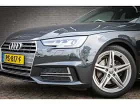 Audi A4 (2017) thumbnail 21