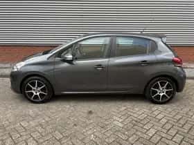 Peugeot 208 (2017) thumbnail 2