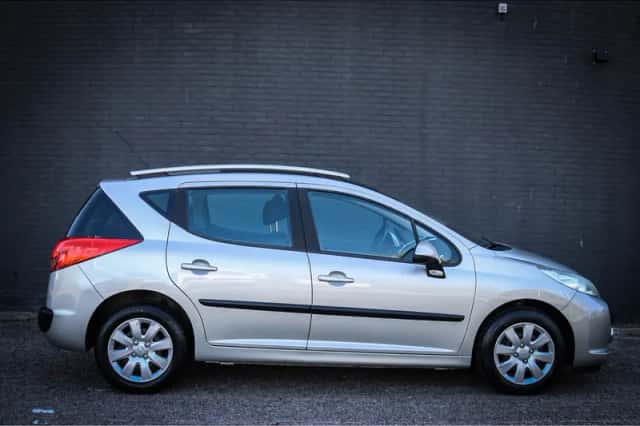 Peugeot 207 (2008) thumbnail 2