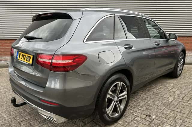 Mercedes-Benz GLC-Klasse (2016) thumbnail 4
