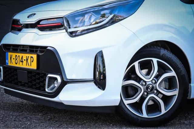 Kia Picanto (2021) thumbnail 4