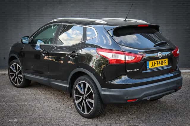 Nissan Qashqai (2016) thumbnail 2