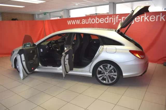 Mercedes-Benz CLA-Klasse (2017) thumbnail 4