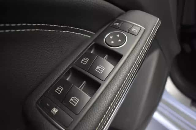 Mercedes-Benz CLA-Klasse (2017) thumbnail 6