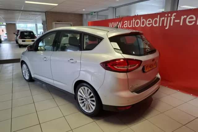 Ford C-Max (2017) thumbnail 3