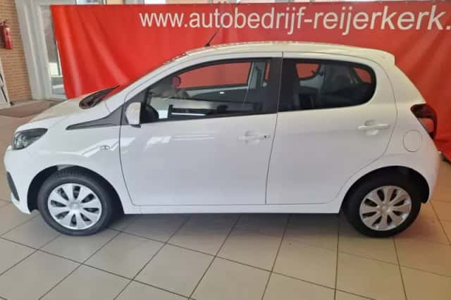 Peugeot 108 (2022) thumbnail 3