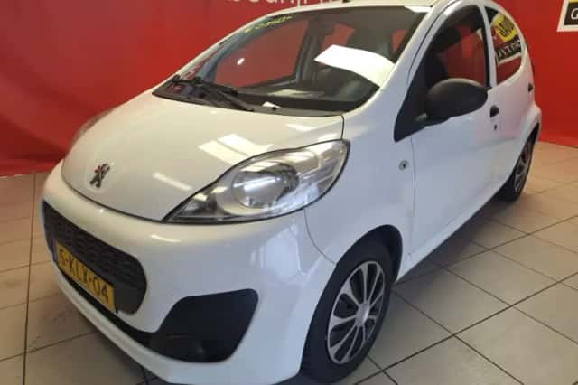 Peugeot 107 (2013) thumbnail 3