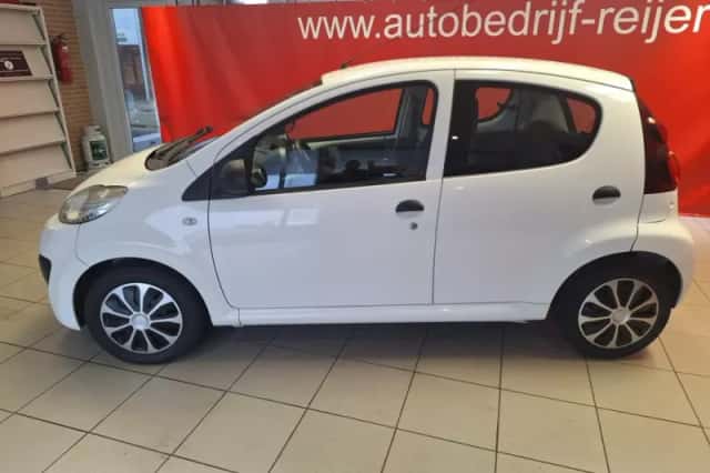Peugeot 107 (2013) thumbnail 4