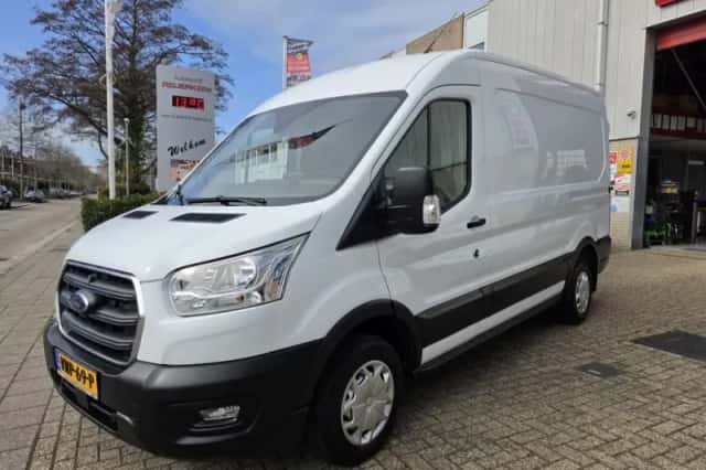 Ford Transit (2021) thumbnail 1
