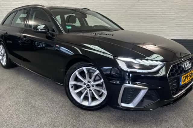 Audi A4 (2021) thumbnail 1