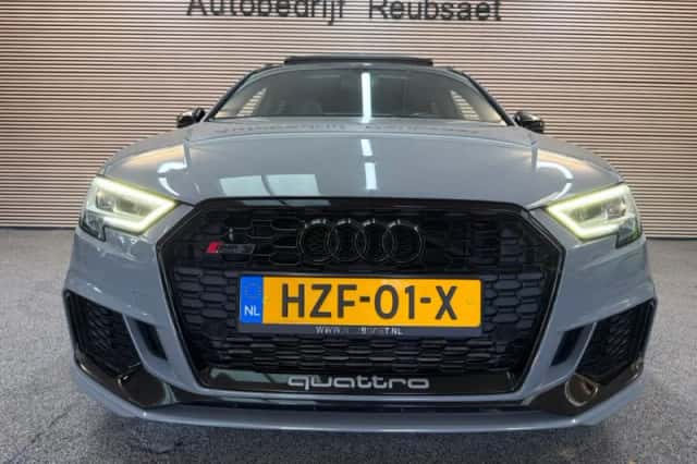 Audi RS3 (2019) thumbnail 4