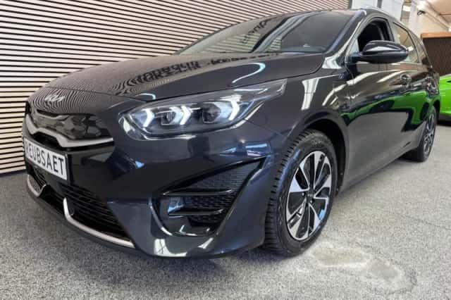 Kia Ceed (2023) thumbnail 3