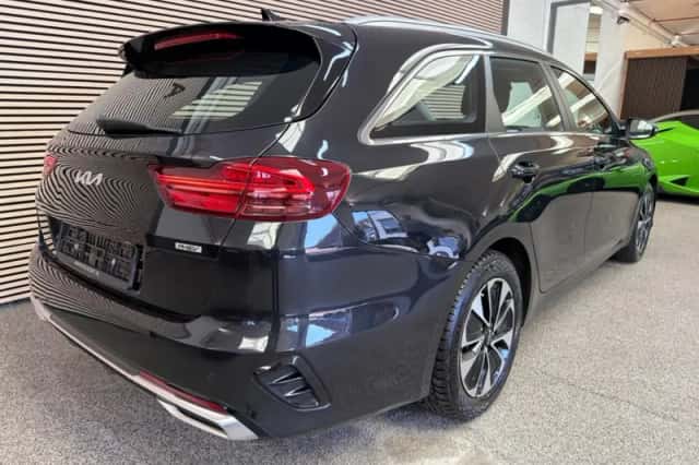 Kia Ceed (2023) thumbnail 6