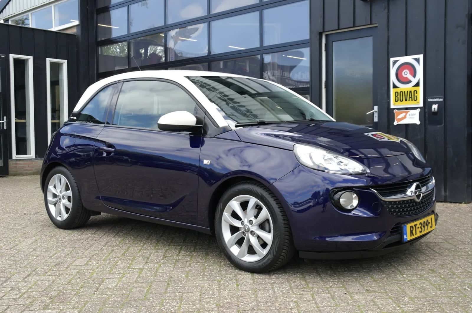 Opel Adam (2018) — foto 1