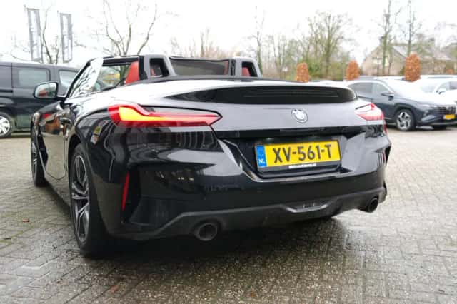 BMW Z4 (2019) thumbnail 3