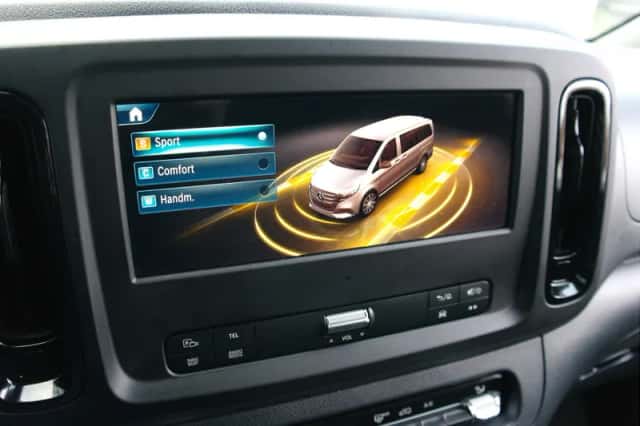 Mercedes-Benz Vito (2024) thumbnail 24